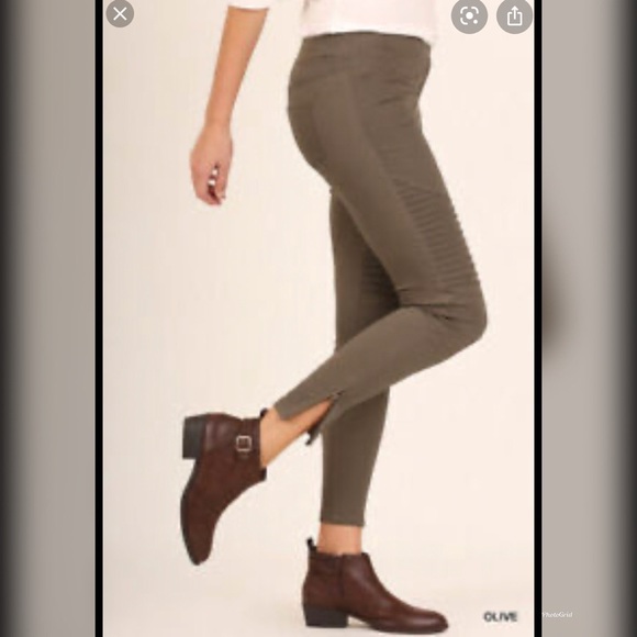 Umgee Pants - NWT Umgee - Womens Moto Jeggings/Leggings, Olive